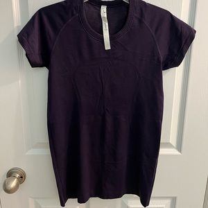NWOT Lululemon swiftly tech tee